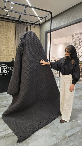 گلیم درشت بافت رنگ ذغالی